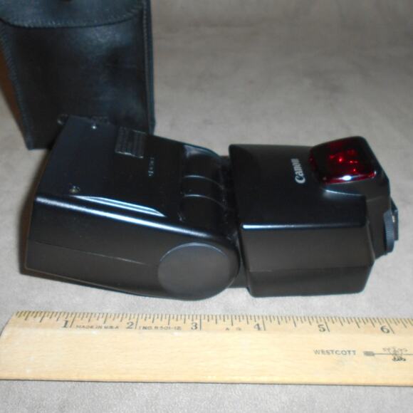 Canon 380EX Speedlite Shoe Mount Flash w/Case Untested - Picture 4 of 11